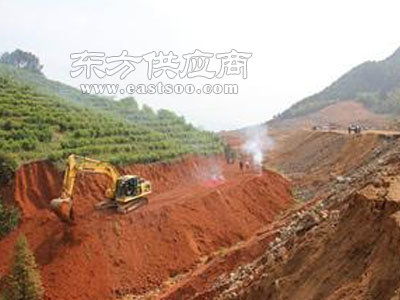 土石方工程施工 一級(jí)資質(zhì)企業(yè)萬(wàn)江與騰鵬的專業(yè)優(yōu)勢(shì)